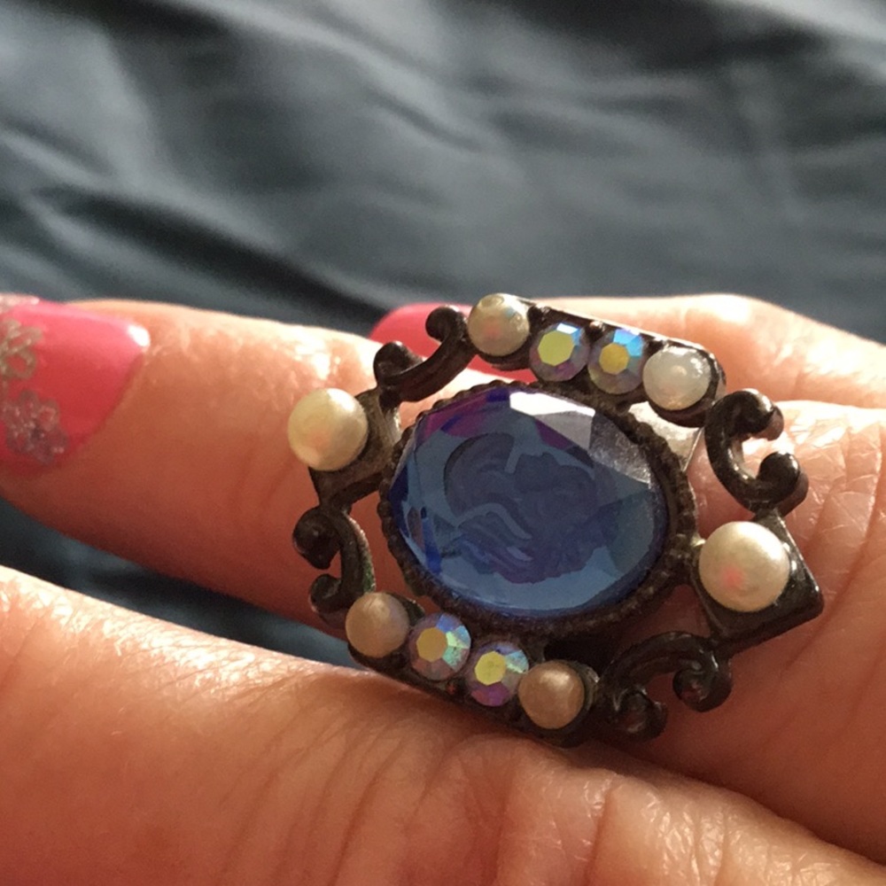 Costume ring